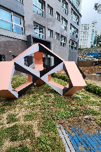 후면-우 이미지