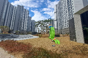 전면-우 이미지