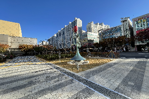 후면-우 이미지