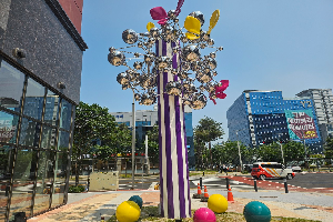 좌측 이미지