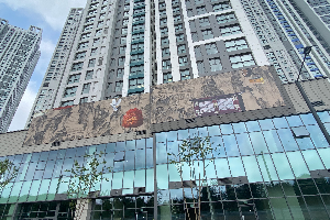 전면-우 이미지