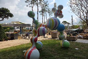 전면-우 이미지