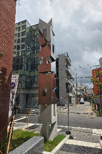 전면-우 이미지