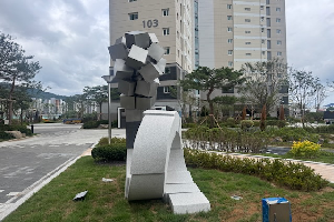 전면-우 이미지