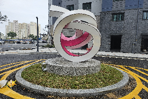 전면-우 이미지