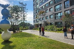 전면-우 이미지