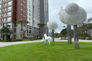 전면-우 이미지