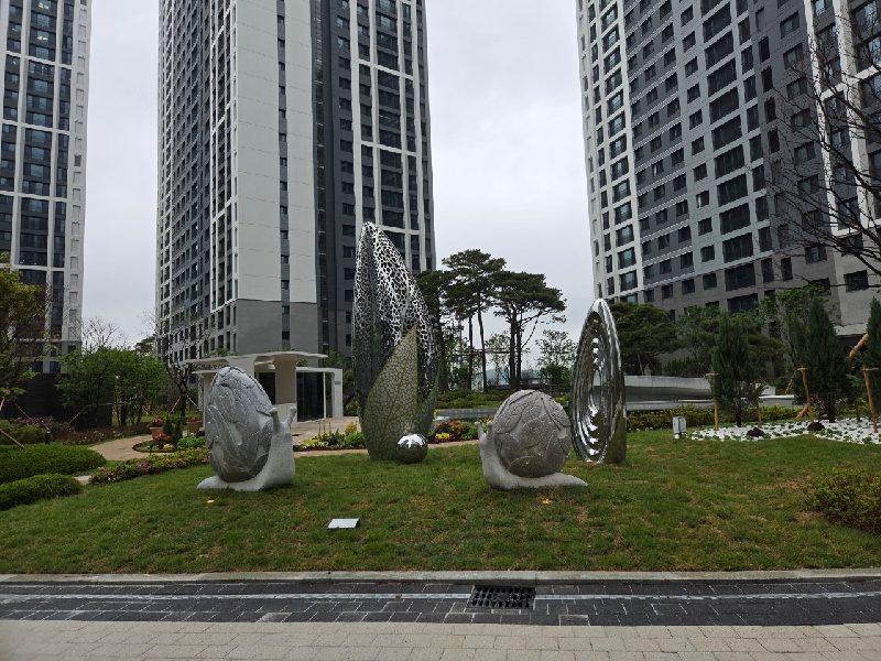 조각, 이상화, 자연의 속삭임