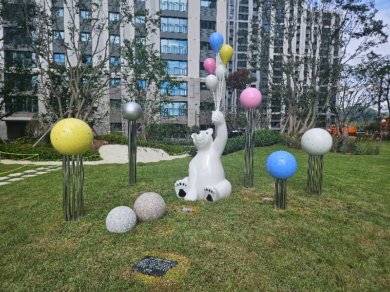 조각, 김민성, HI!LUCKY BEAR