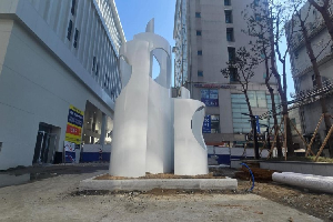 좌측 이미지