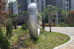 좌측 이미지