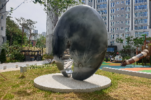 후면-우 이미지